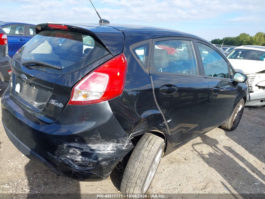 VIN 3FADP4EJ8KM145847 2019 FORD FIESTA SE