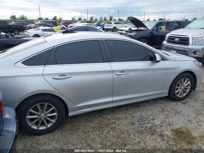 VIN 5NPE24AF9JH658608 2018 HYUNDAI SONATA SE