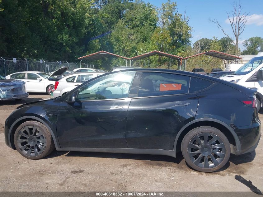 2022 Tesla Model Y VIN: 7SAYGDEE8NF429568 Lot: 40518352