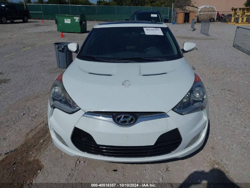 2013 Hyundai Veloster Base W/Gray VIN: KMHTC6AD5DU104972 Lot: 40518357