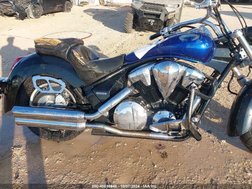 JH2SC6607AK001668 2010 Honda Vt1300 Cr