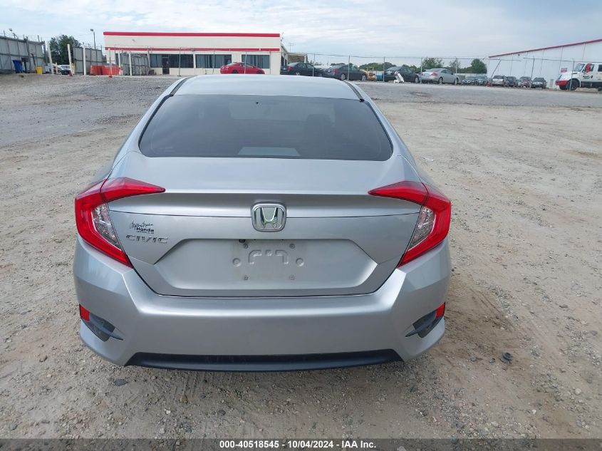 19XFC2F5XJE019230 2018 Honda Civic Lx