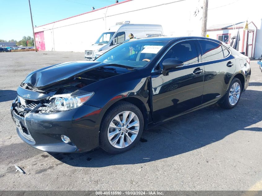 VIN JTHBW1GG8E2069125 2014 Lexus ES, 300H no.2