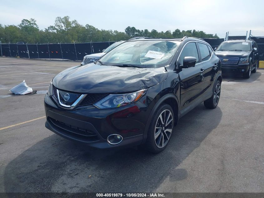 JN1BJ1CP5JW100780 2018 NISSAN ROGUE - Image 2