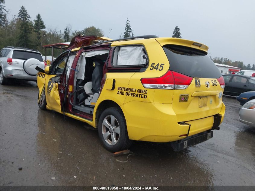 5TDKK3DCXDS335908 2013 Toyota Sienna Le V6 8 Passenger