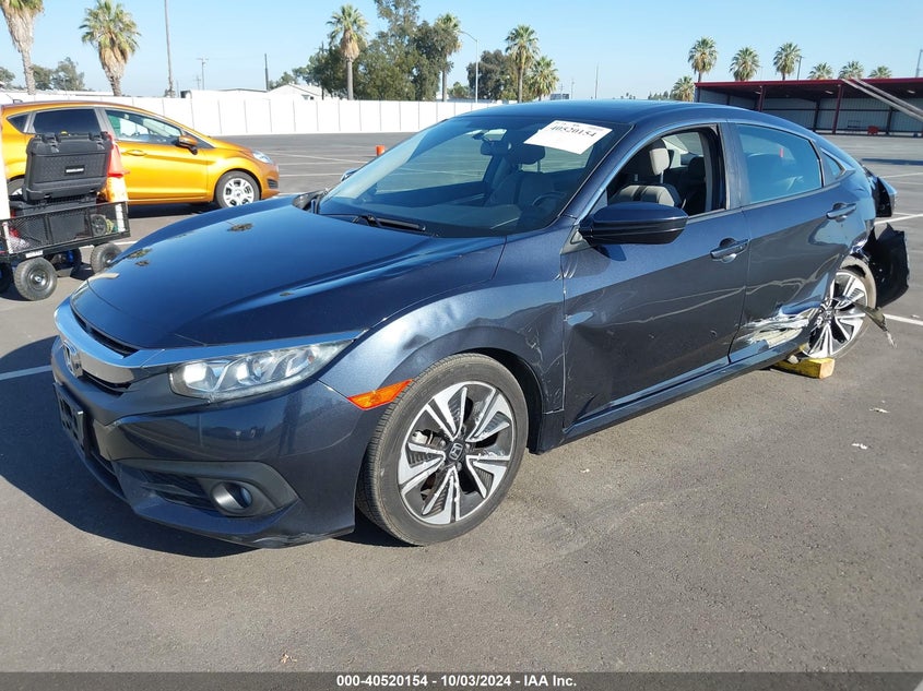 VIN 2HGFC1F38JH643512 2018 HONDA CIVIC EX-T