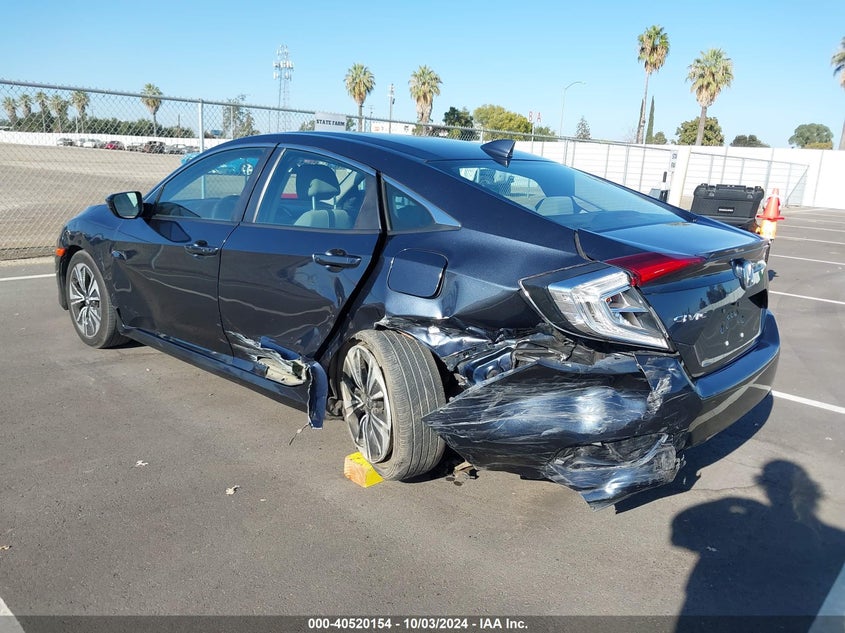 VIN 2HGFC1F38JH643512 2018 HONDA CIVIC EX-T