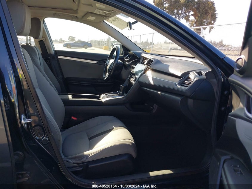 VIN 2HGFC1F38JH643512 2018 HONDA CIVIC EX-T