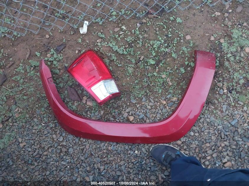 2017 TOYOTA TACOMA SR5 V6 - 5TFSZ5AN0HX094874