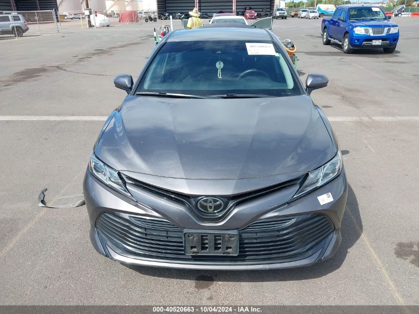 4T1B11HK0JU041879 2018 Toyota Camry Le