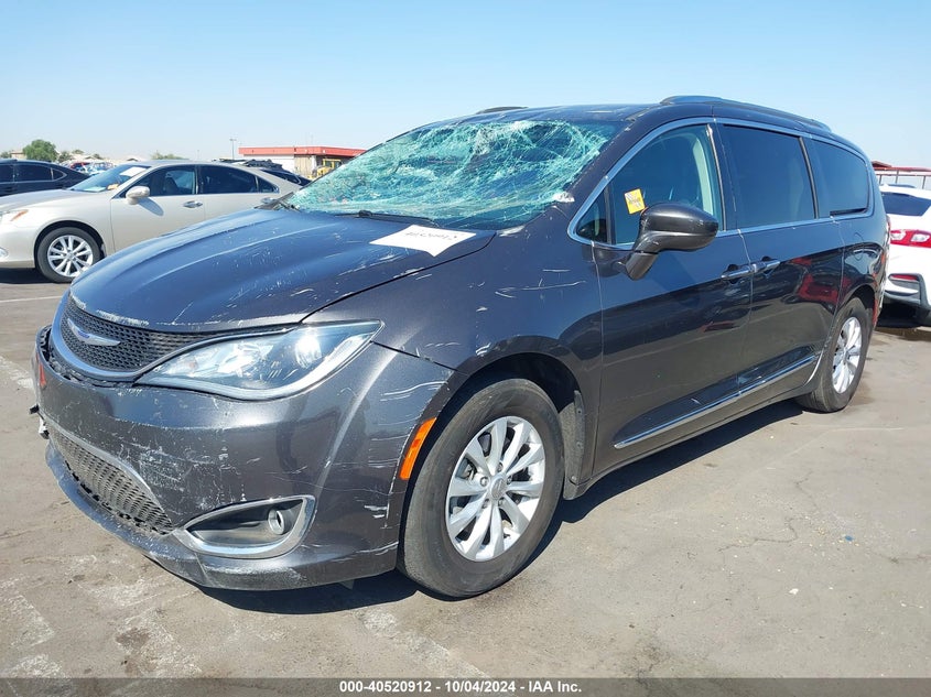 2019 CHRYSLER PACIFICA VIN: 2C4RC1BG4KR700739