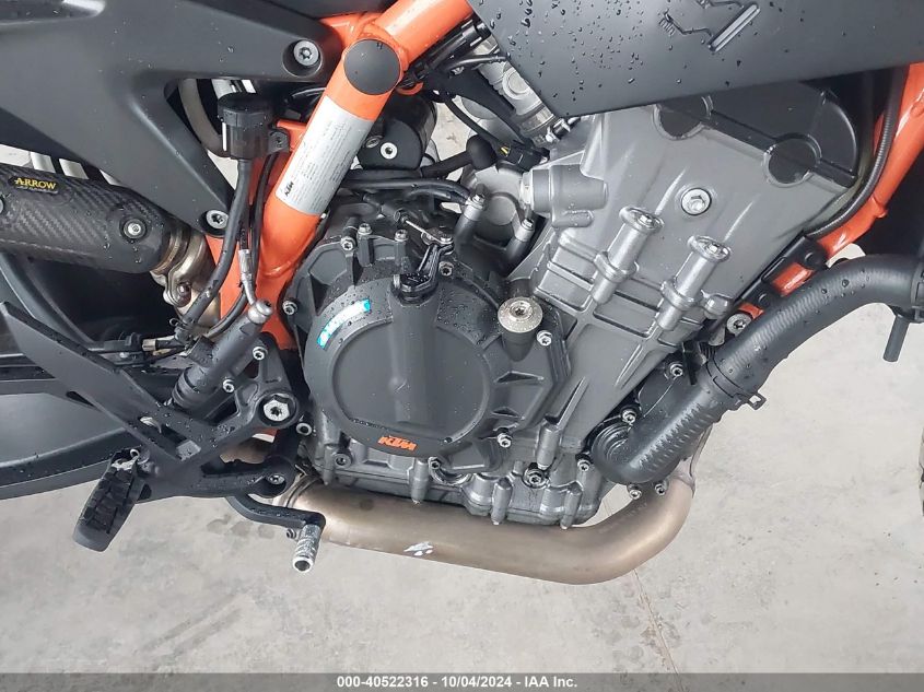 2021 Ktm 890 Duke R VIN: VBKTU9406MM811086 Lot: 40522316