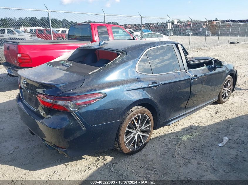 VIN 4T1G11AK8MU465329 2021 Toyota Camry, SE no.4