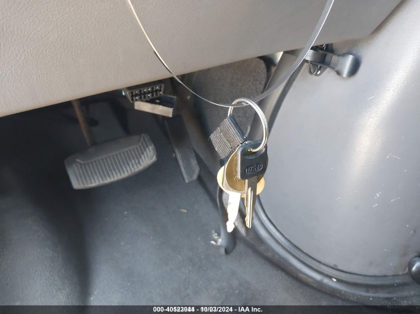 2002 Ford E-350 Super Duty Commercial/Recreational VIN: 1FDSS34F92HA66162 Lot: 40523044