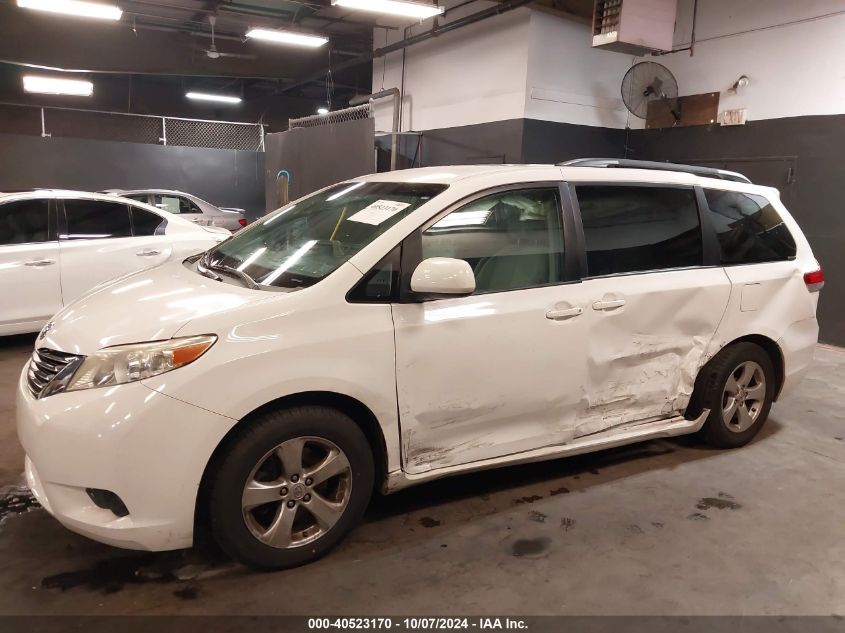 5TDKK3DC0DS305624 2013 Toyota Sienna Le V6 8 Passenger