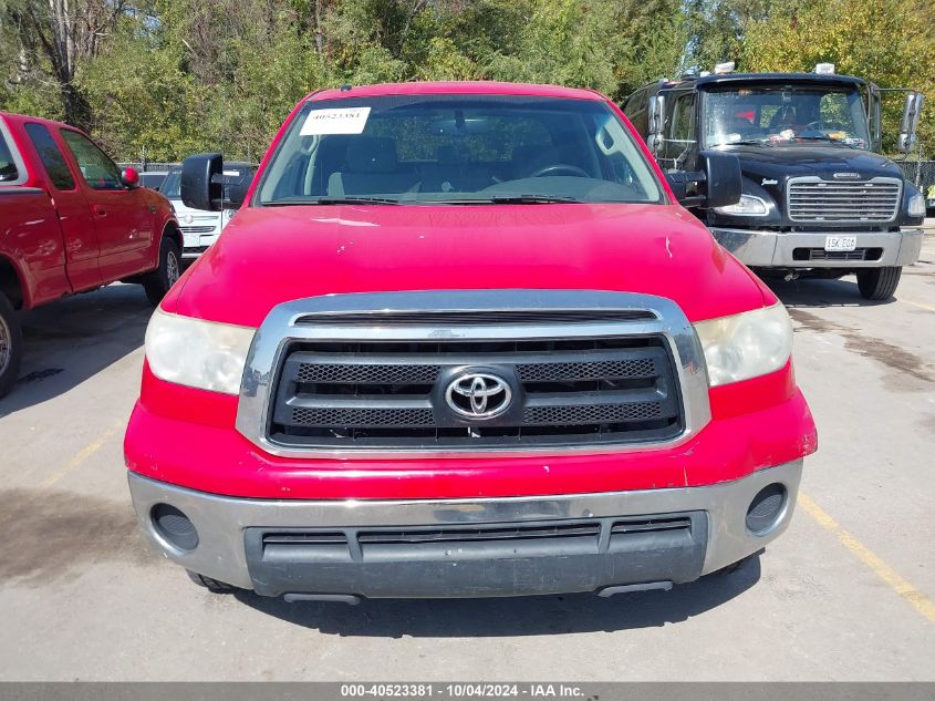 2010 Toyota Tundra Grade 5.7L V8 VIN: 5TFCY5F10AX010961 Lot: 40523381