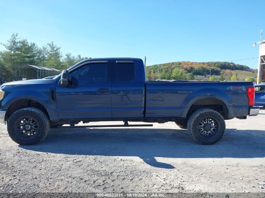 1FT8X3BTXHEB61106 2017 Ford F-350 Xlt