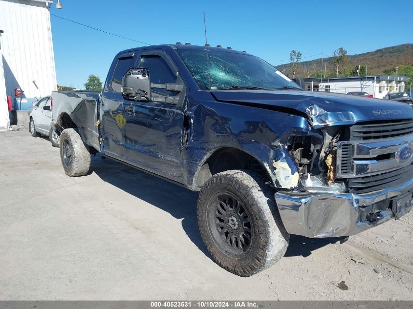 1FT8X3BTXHEB61106 2017 Ford F-350 Xlt