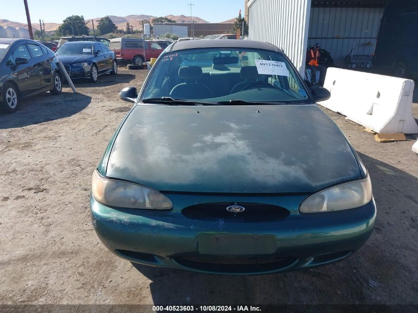 2000 Ford Escort VIN: 3FAFP13P9YR148671 Lot: 40523603