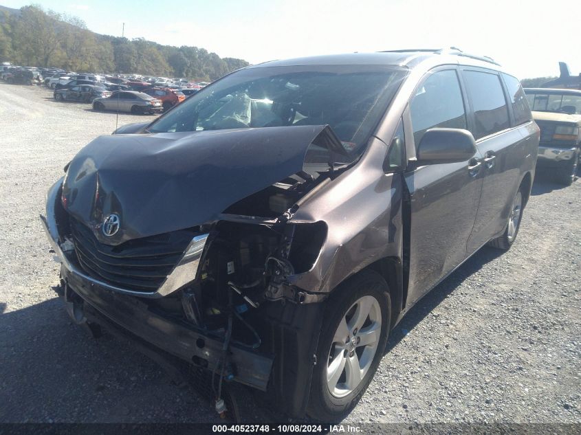 5TDKK3DC0DS379867 2013 Toyota Sienna Le V6 8 Passenger