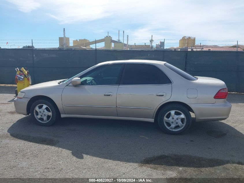 2000 Honda Accord 2.3 Ex VIN: 1HGCG5655YA041837 Lot: 40523927