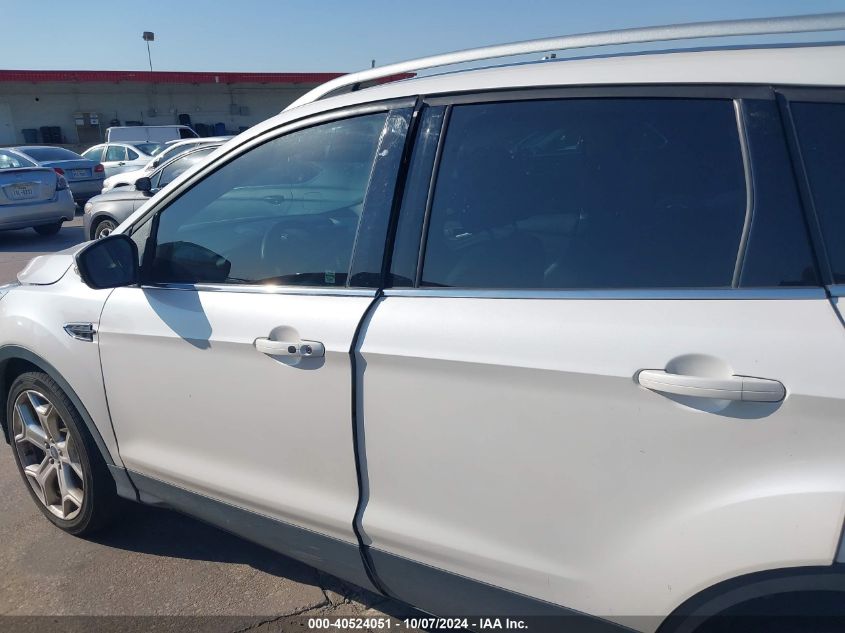 1FMCU0J92HUE93419 2017 Ford Escape Titanium