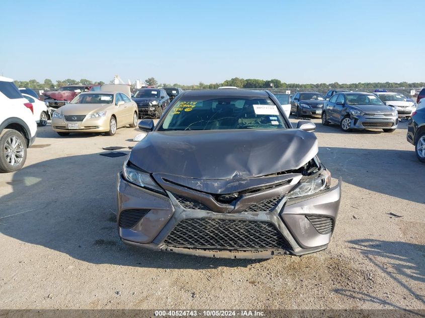 4T1B11HK0JU078057 2018 Toyota Camry L/Le/Xle/Se/Xse