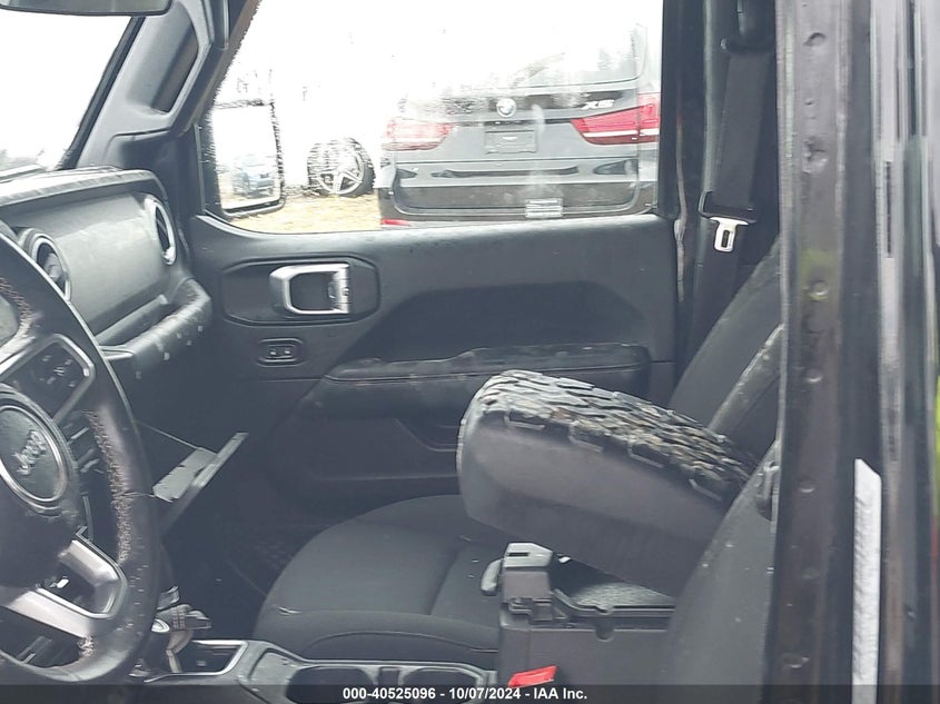 2018 JEEP WRANGLER UNLIMITED VIN: 1C4HJXEG3JW115365