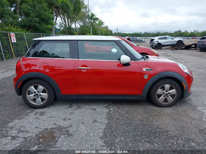 2018 Mini Hardtop Cooper/Oxford Edition VIN: WMWXP5C52J2G63347 Lot: 40525145