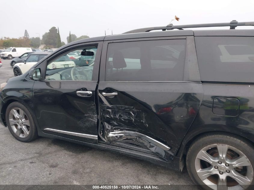 5TDXK3DC4DS386858 2013 Toyota Sienna Se 8 Passenger