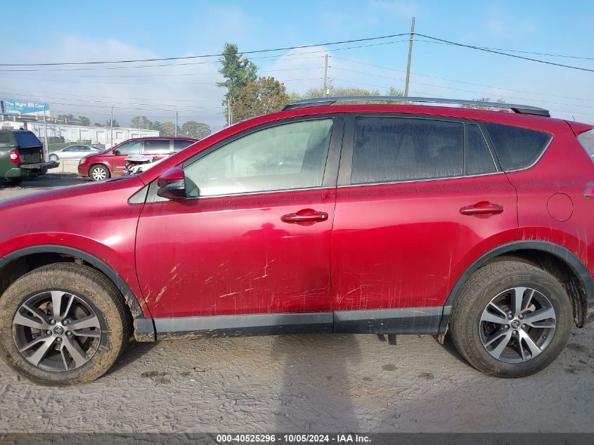 JTMWFREV0HJ141576 2017 Toyota Rav4 Xle