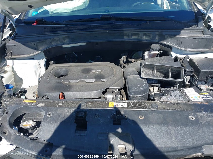 VIN 5NMZTDLB7HH001046 2017 HYUNDAI SANTA FE SPORT 2.4L