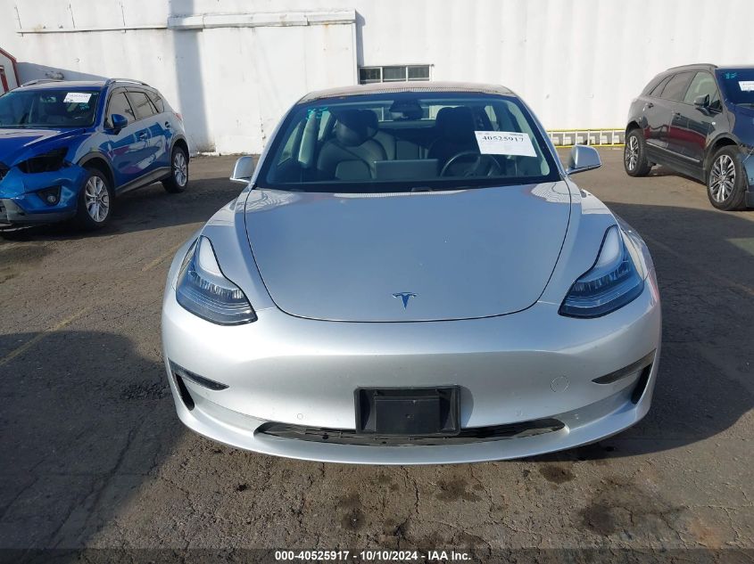 2018 Tesla Model 3 Long Range/Mid Range VIN: 5YJ3E1EA0JF014313 Lot: 40525917