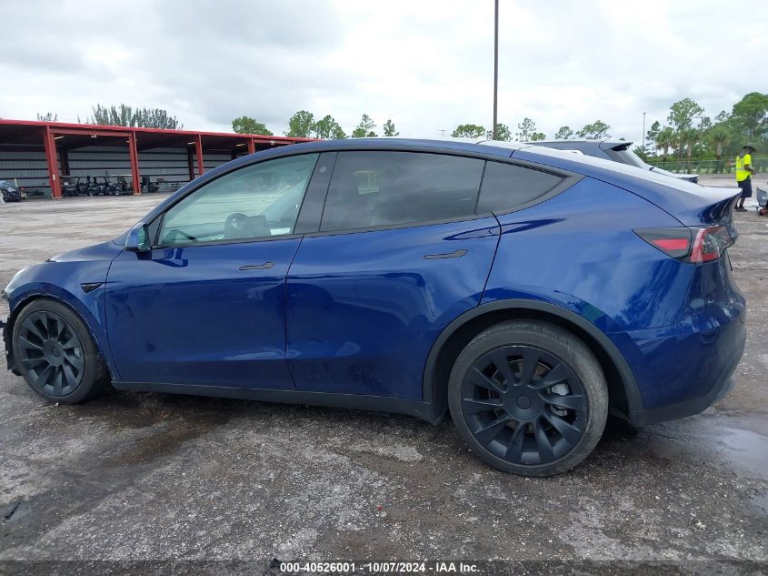 2021 Tesla Model Y Long Range Dual Motor All-Wheel Drive VIN: 5YJYGDEE4MF243120 Lot: 40526001