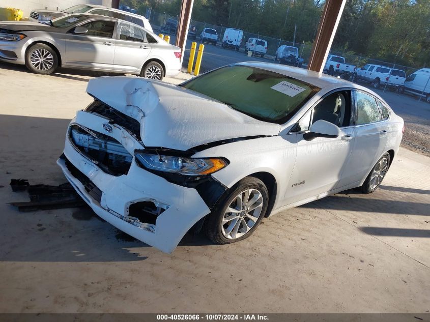 3FA6P0LUXKR256515 2019 FORD FUSION - Image 2