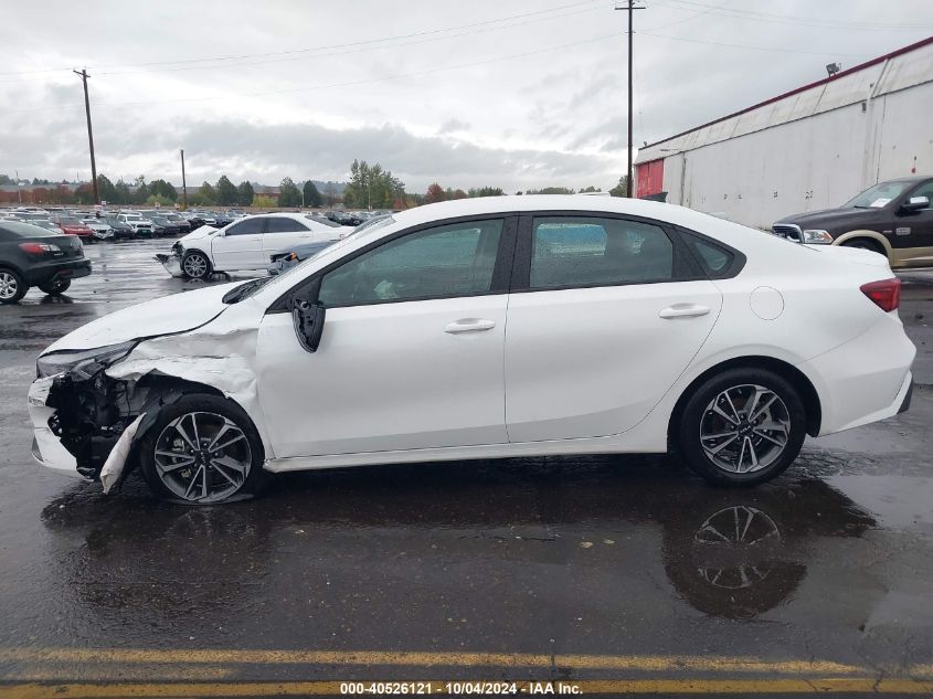 3KPF24AD2PE674701 2023 Kia Forte Lxs