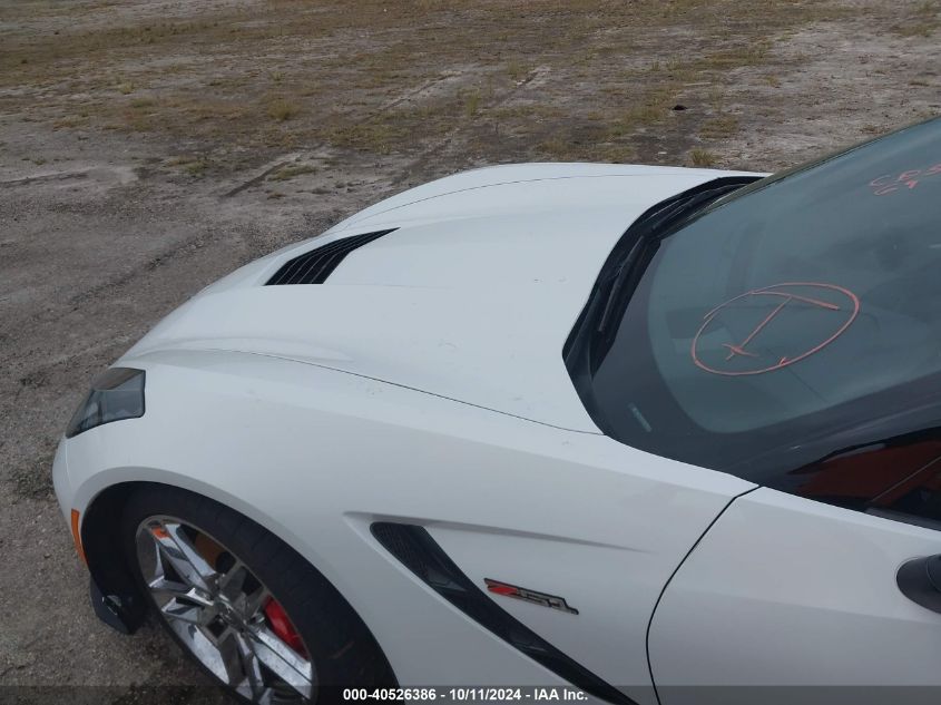 2015 Chevrolet Corvette - 1G1YM2D72F5119618