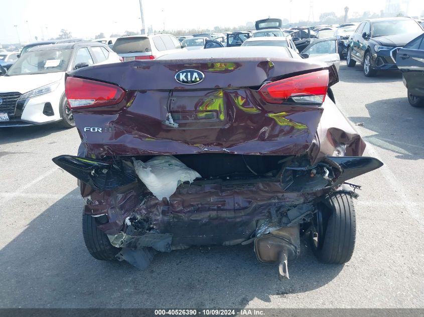 3KPFK4A74JE228177 2018 Kia Forte Lx