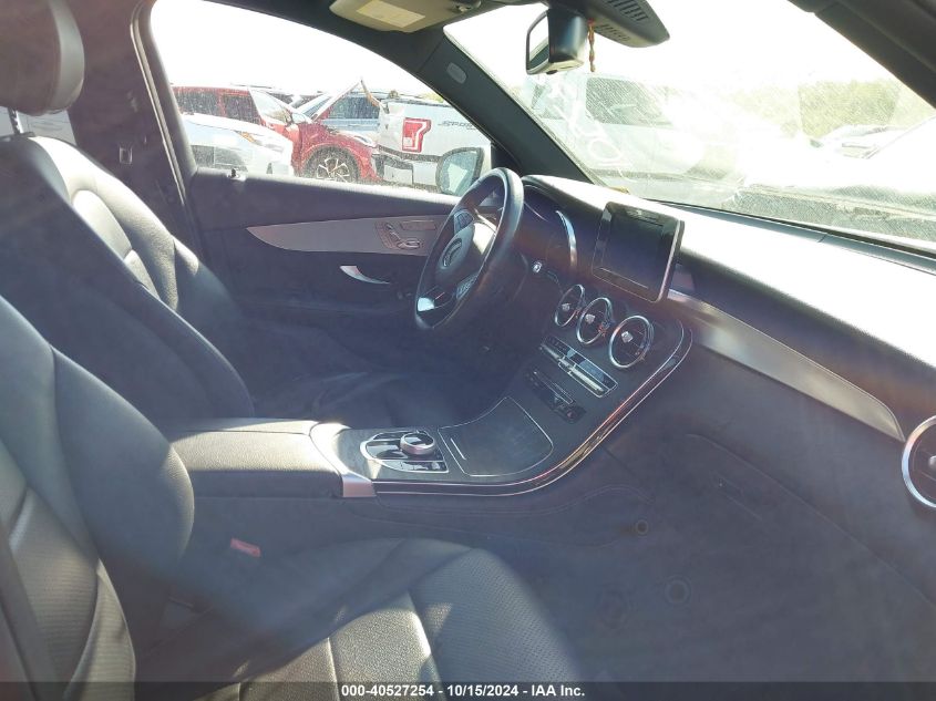 VIN WDC0G4JB9KF593743 2019 MERCEDES-BENZ GLC 300