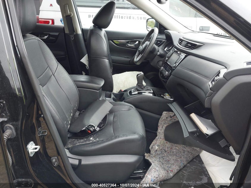 VIN 5N1AT2MT7HC774151 2017 NISSAN ROGUE SL