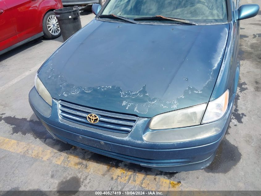 1997 Toyota Camry Le VIN: 4T1BG22K1VU093461 Lot: 40527419