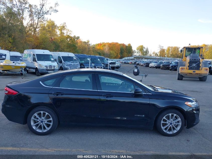 VIN 3FA6P0LU4KR262147 2019 Ford Fusion, Hybrid SE no.13