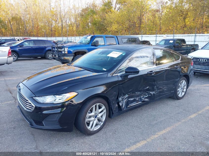 VIN 3FA6P0LU4KR262147 2019 Ford Fusion, Hybrid SE no.2