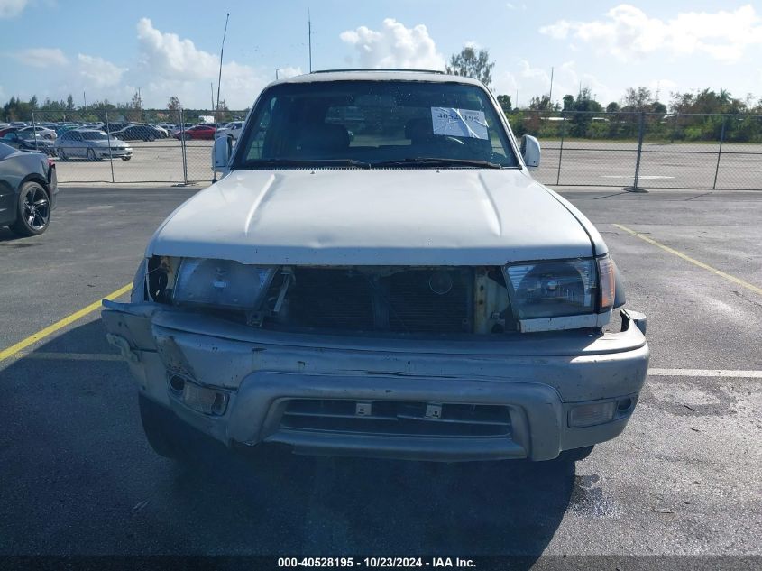 2000 Toyota 4Runner Limited V6 VIN: JT3GN87R5Y0151807 Lot: 40528195