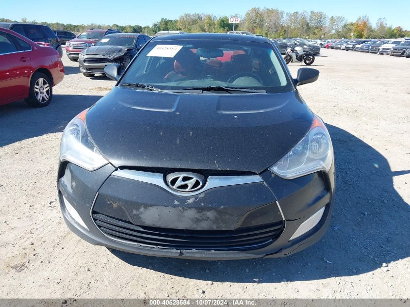 2012 Hyundai Veloster Base W/Red/Black VIN: KMHTC6AD7CU071469 Lot: 40528584