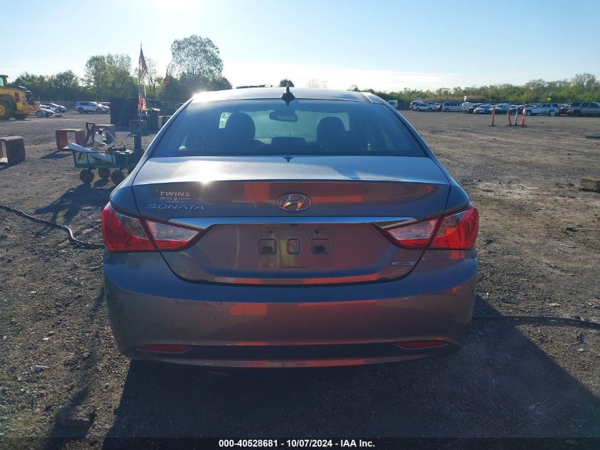 5NPEC4AC7DH577582 2013 Hyundai Sonata Se/Limited