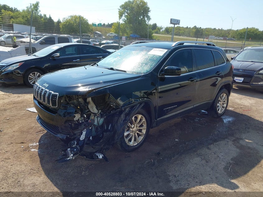 VIN 1C4PJLCB3KD358957 2019 JEEP CHEROKEE LATITUDE FWD