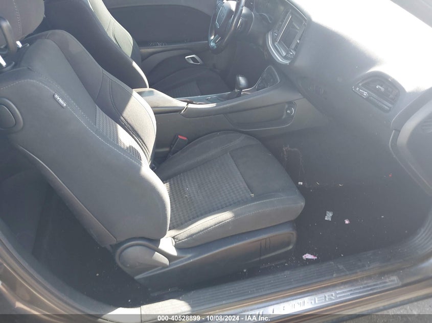 VIN 2C3CDZAG3KH503395 2019 DODGE CHALLENGER SXT
