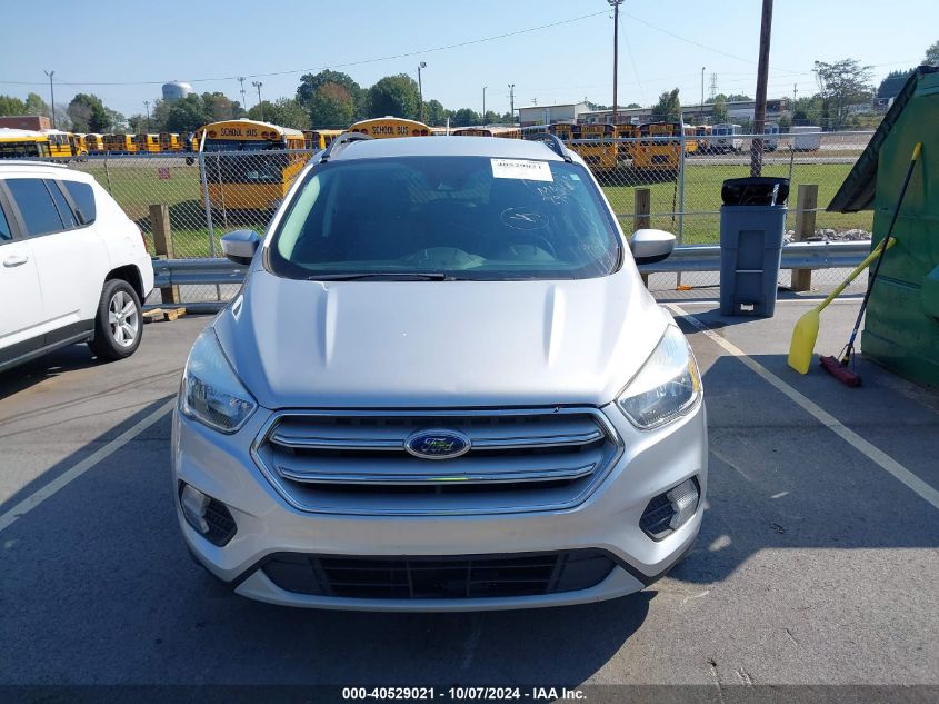 1FMCU0GD5JUC12943 2018 Ford Escape Se