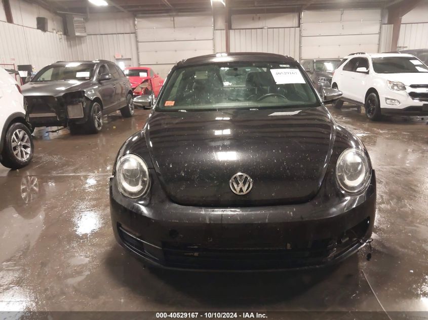 2013 Volkswagen Beetle 2.5L Fender Edition VIN: 3VWJX7AT0DM656913 Lot: 40529167